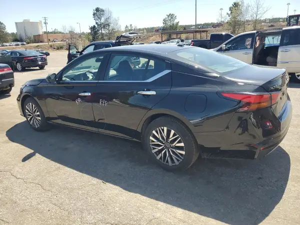 1N4BL4DVXSN350194 2025 NISSAN ALTIMA - Image 2