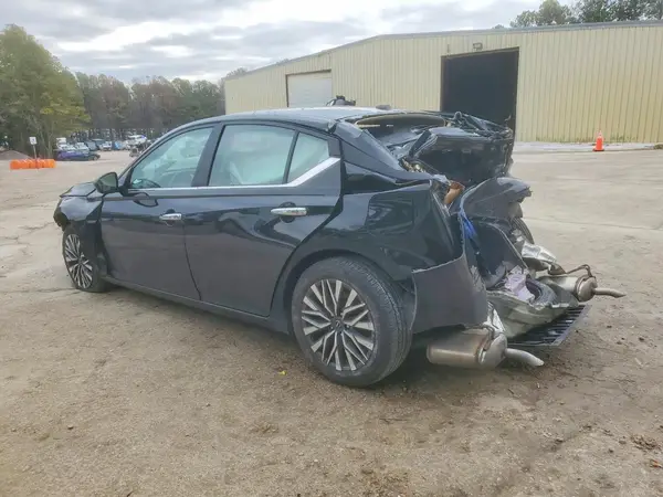 1N4BL4DVXSN350423 2025 NISSAN ALTIMA - Image 2