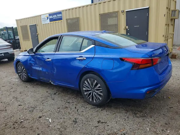 1N4BL4DVXSN352074 2025 NISSAN ALTIMA - Image 2