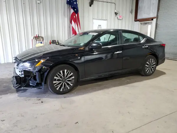 1N4BL4DVXSN352673 2025 NISSAN ALTIMA - Image 1
