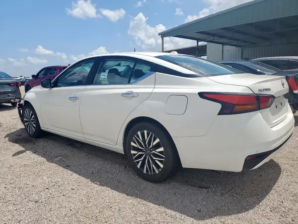1N4BL4DVXSN354651 2025 NISSAN ALTIMA - Image 2