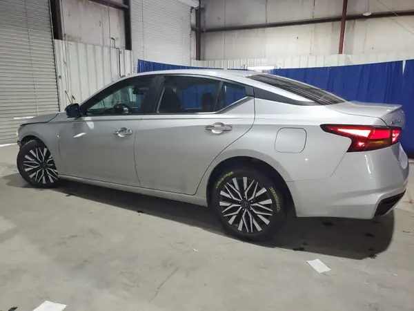1N4BL4DVXSN356609 2025 NISSAN ALTIMA - Image 2