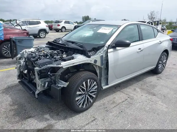 1N4BL4DVXSN357162 2025 NISSAN ALTIMA - Image 2