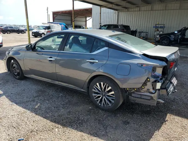 1N4BL4DVXSN359770 2025 NISSAN ALTIMA - Image 2