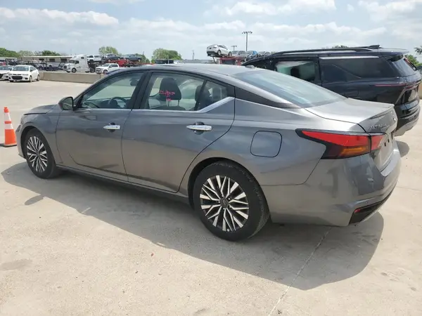 1N4BL4DVXSN368582 2025 NISSAN ALTIMA - Image 2