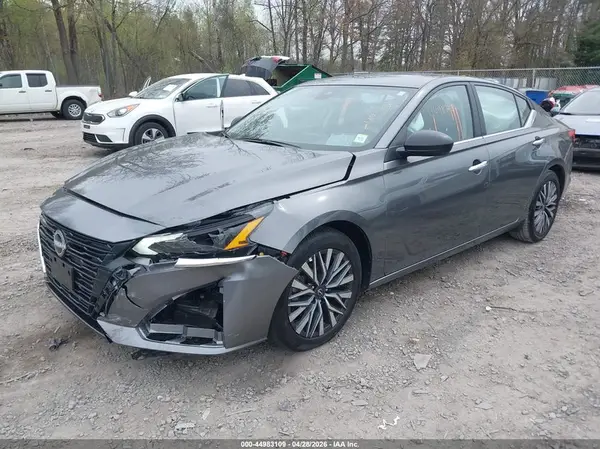 1N4BL4DVXSN368601 2025 NISSAN ALTIMA - Image 2