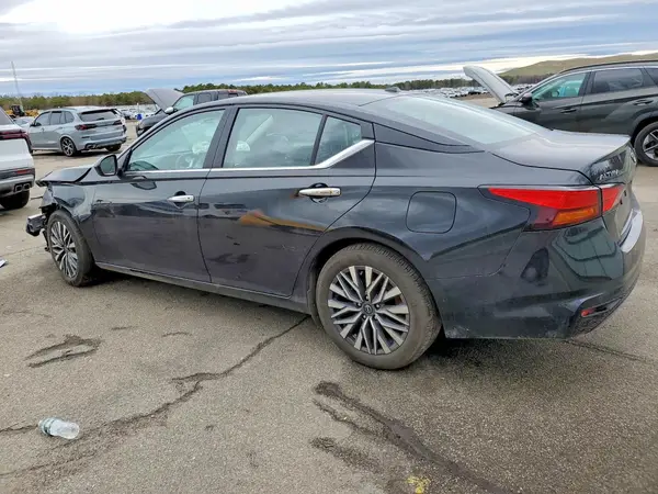 1N4BL4DVXSN374740 2025 NISSAN ALTIMA - Image 2