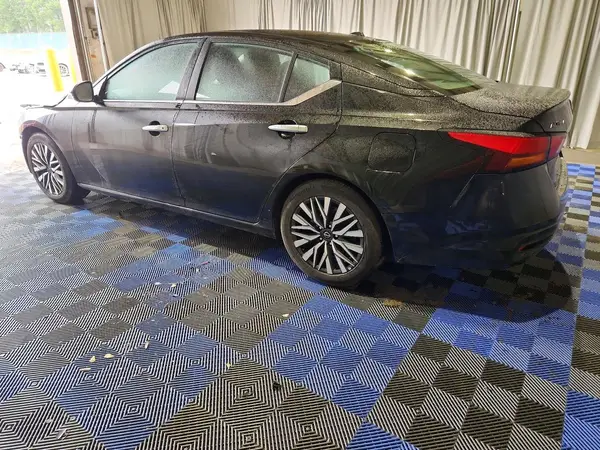 1N4BL4DVXSN383664 2025 NISSAN ALTIMA - Image 2