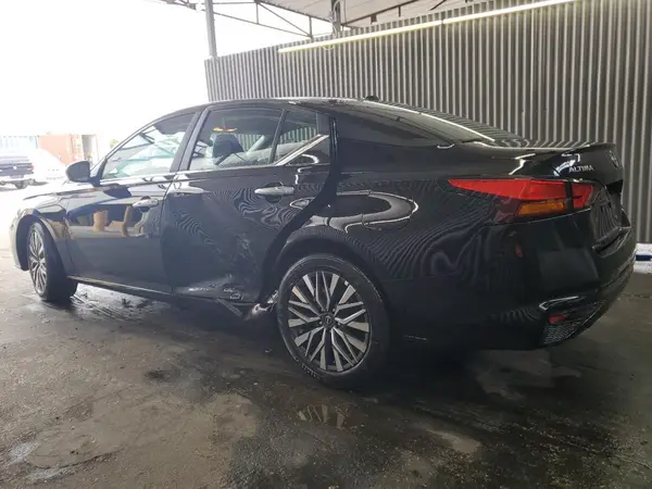 1N4BL4DVXSN384796 2025 NISSAN ALTIMA - Image 2