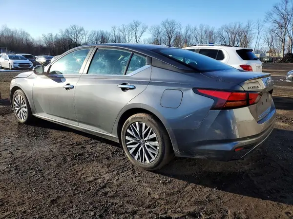 1N4BL4DVXSN388279 2025 NISSAN ALTIMA - Image 2