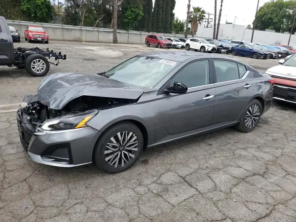 1N4BL4DVXSN389268 2025 NISSAN ALTIMA - Image 1