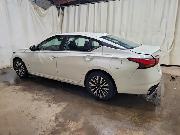 1N4BL4DVXSN401208 2025 NISSAN ALTIMA - Image 2