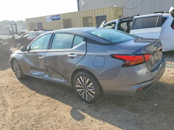 1N4BL4DVXSN403718 2025 NISSAN ALTIMA - Image 2