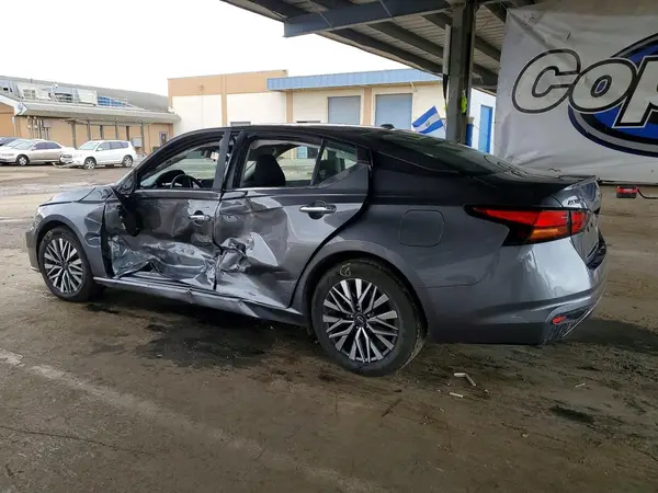 1N4BL4DVXSN404447 2025 NISSAN ALTIMA - Image 2