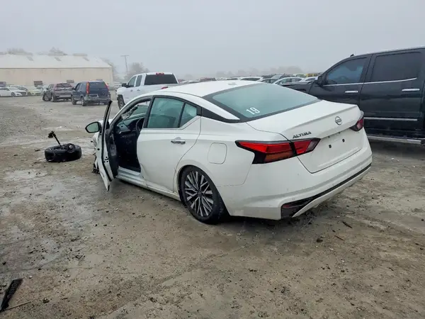 1N4BL4DVXSN421376 2025 NISSAN ALTIMA - Image 2