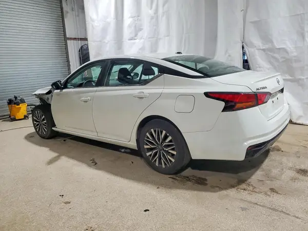 1N4BL4DVXTN312112 2026 NISSAN ALTIMA - Image 2