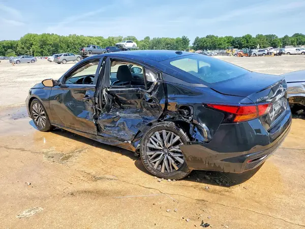1N4BL4DVXTN315043 2026 NISSAN ALTIMA - Image 2