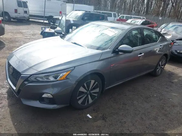 1N4BL4DW0KC135976 2019 NISSAN ALTIMA - Image 2