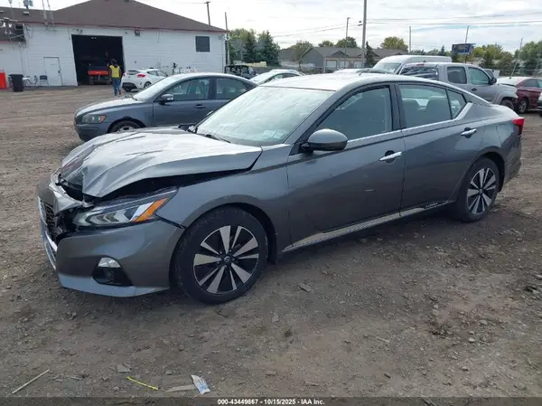 1N4BL4DW0KN305595 2019 NISSAN ALTIMA - Image 2