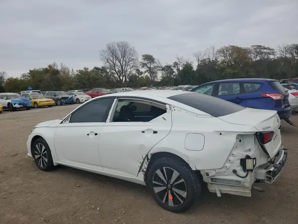 1N4BL4DW0MN350507 2021 NISSAN ALTIMA - Image 2