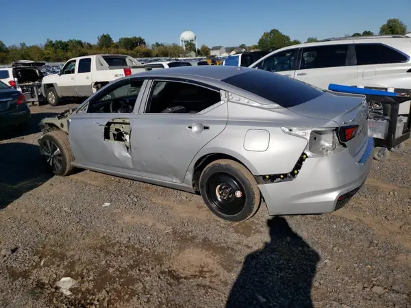 1N4BL4DW0NN352467 2022 NISSAN ALTIMA - Image 2