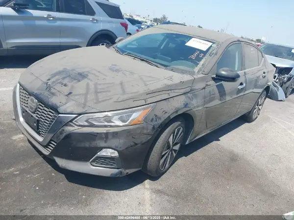 1N4BL4DW0NN366921 2022 NISSAN ALTIMA - Image 2