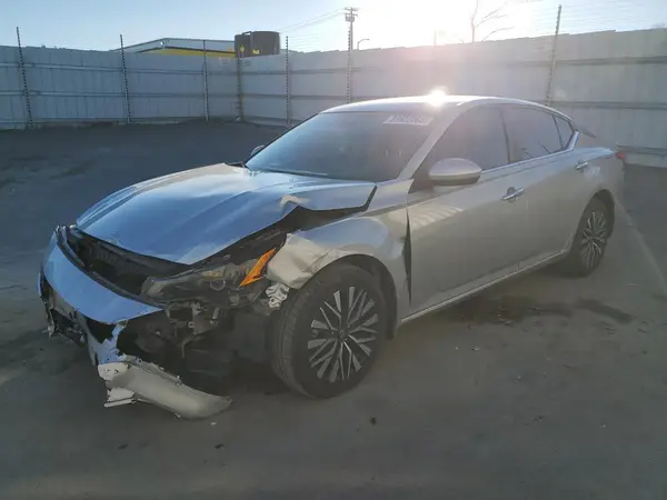 1N4BL4DW0PN310562 2023 NISSAN ALTIMA - Image 1
