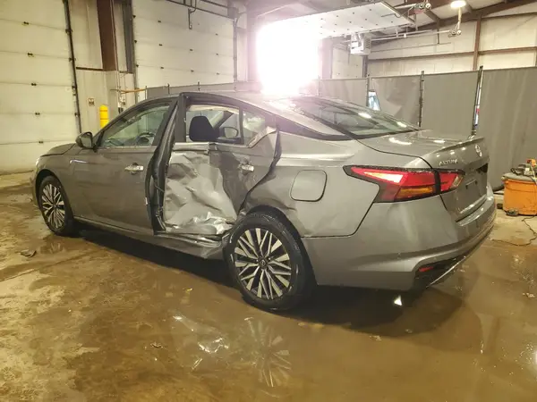 1N4BL4DW0PN322646 2023 NISSAN ALTIMA - Image 2