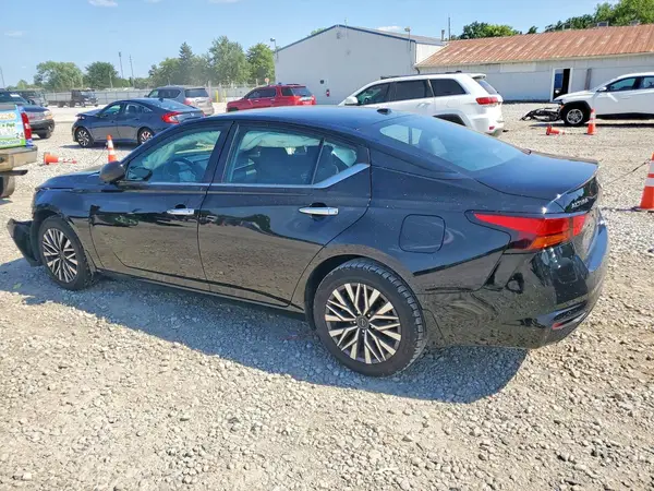1N4BL4DW0RN327381 2024 NISSAN ALTIMA - Image 2
