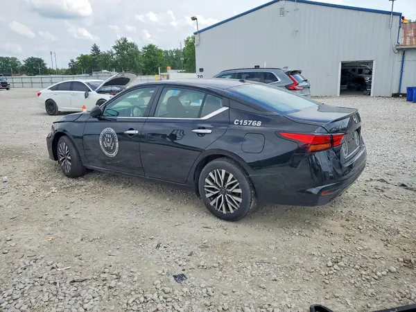 1N4BL4DW0RN339417 2024 NISSAN ALTIMA - Image 2