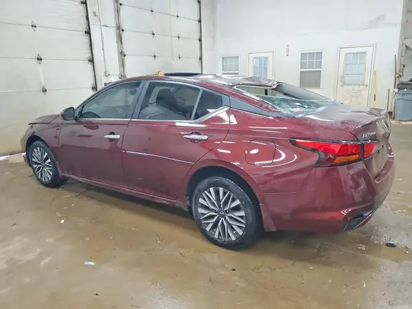 1N4BL4DW0RN437282 2024 NISSAN ALTIMA - Image 2
