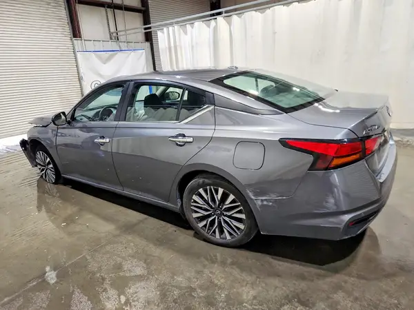 1N4BL4DW0SN325751 2025 NISSAN ALTIMA - Image 2
