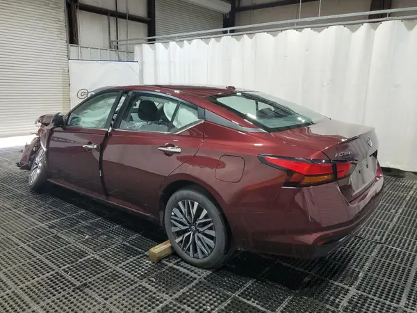 1N4BL4DW0SN349015 2025 NISSAN ALTIMA - Image 2