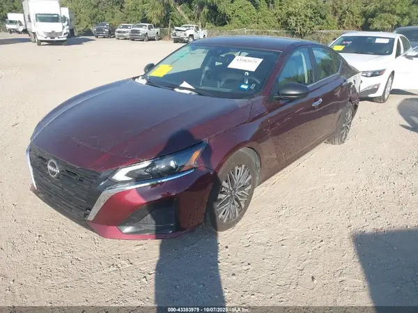 1N4BL4DW0SN364629 2025 NISSAN ALTIMA - Image 2