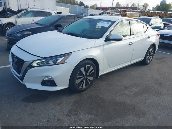 1N4BL4DW1KN300762 2019 NISSAN ALTIMA - Image 2