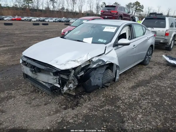 1N4BL4DW1LC259675 2020 NISSAN ALTIMA - Image 2