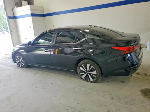 1N4BL4DW1MN302644 2021 NISSAN ALTIMA - Image 2