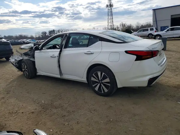 1N4BL4DW1MN328354 2021 NISSAN ALTIMA - Image 2