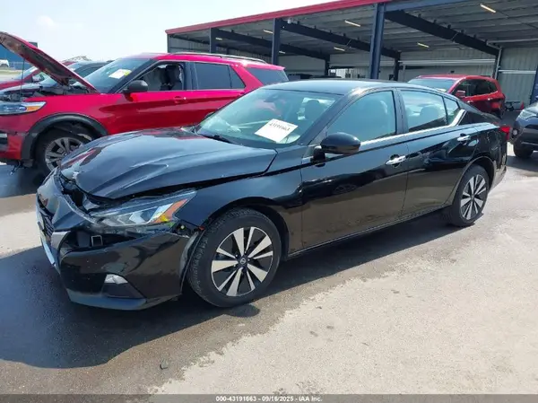 1N4BL4DW1MN378980 2021 NISSAN ALTIMA - Image 2