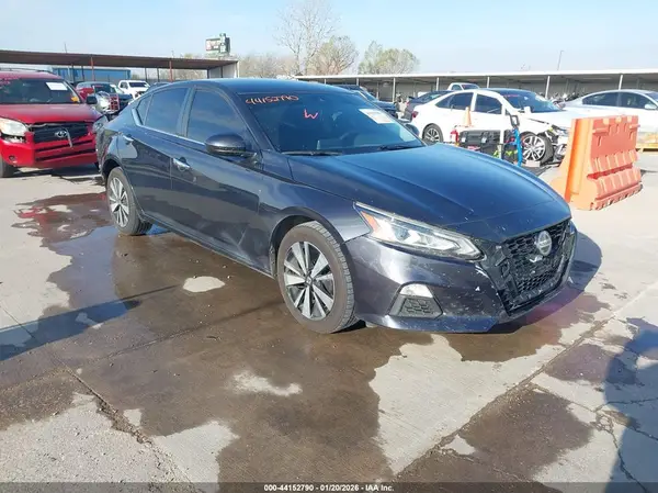 1N4BL4DW1NN379662 2022 NISSAN ALTIMA - Image 1
