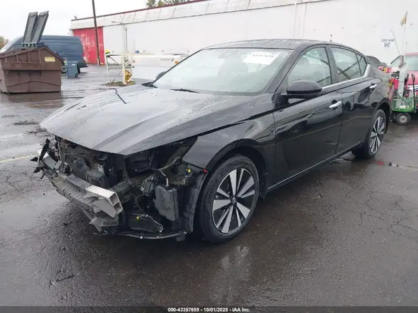 1N4BL4DW1NN416516 2022 NISSAN ALTIMA - Image 2