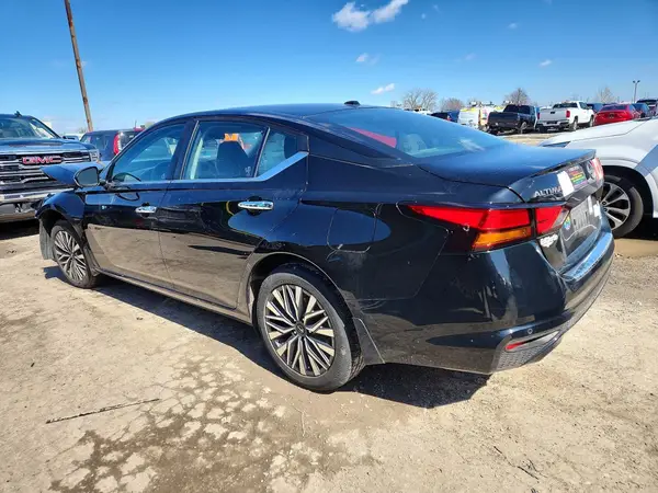 1N4BL4DW1PN307072 2023 NISSAN ALTIMA - Image 2