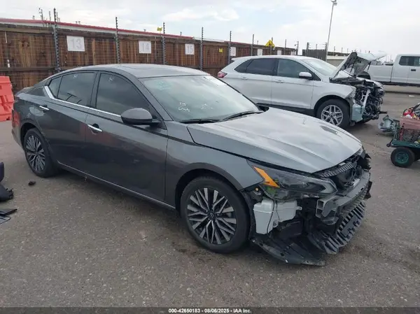 1N4BL4DW1PN366719 2023 NISSAN ALTIMA - Image 1