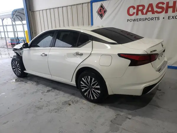 1N4BL4DW1PN408113 2023 NISSAN ALTIMA - Image 2