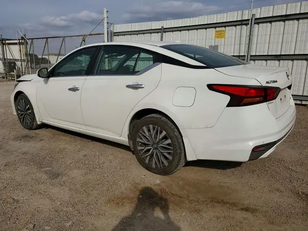 1N4BL4DW1PN417541 2023 NISSAN ALTIMA - Image 2