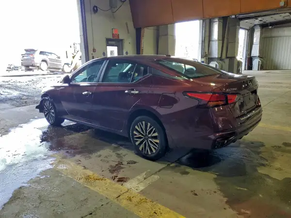 1N4BL4DW1PN424490 2023 NISSAN ALTIMA - Image 2