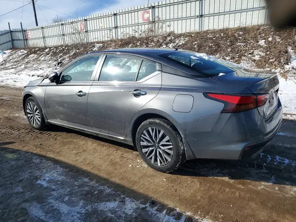 1N4BL4DW1RN302117 2024 NISSAN ALTIMA - Image 2