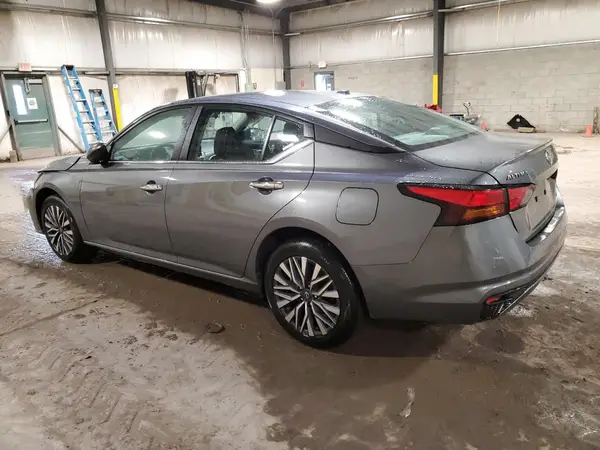1N4BL4DW1RN349700 2024 NISSAN ALTIMA - Image 2