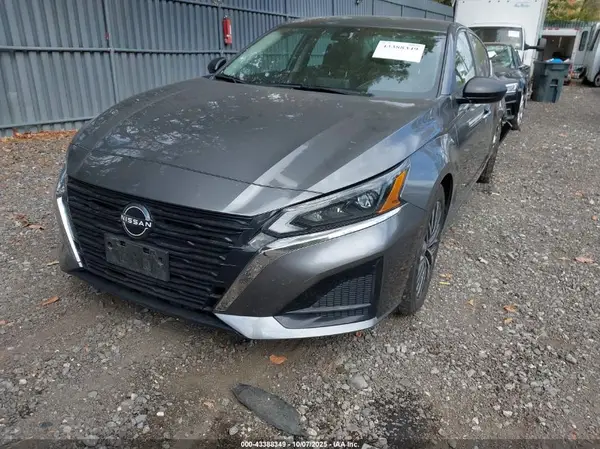 1N4BL4DW1RN351009 2024 NISSAN ALTIMA - Image 2