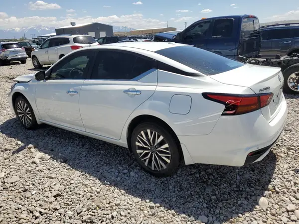 1N4BL4DW1RN382793 2024 NISSAN ALTIMA - Image 2